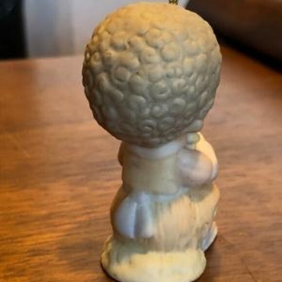 Precious Moments 1995 Joy To The World Ornament - Picture 2 of 5